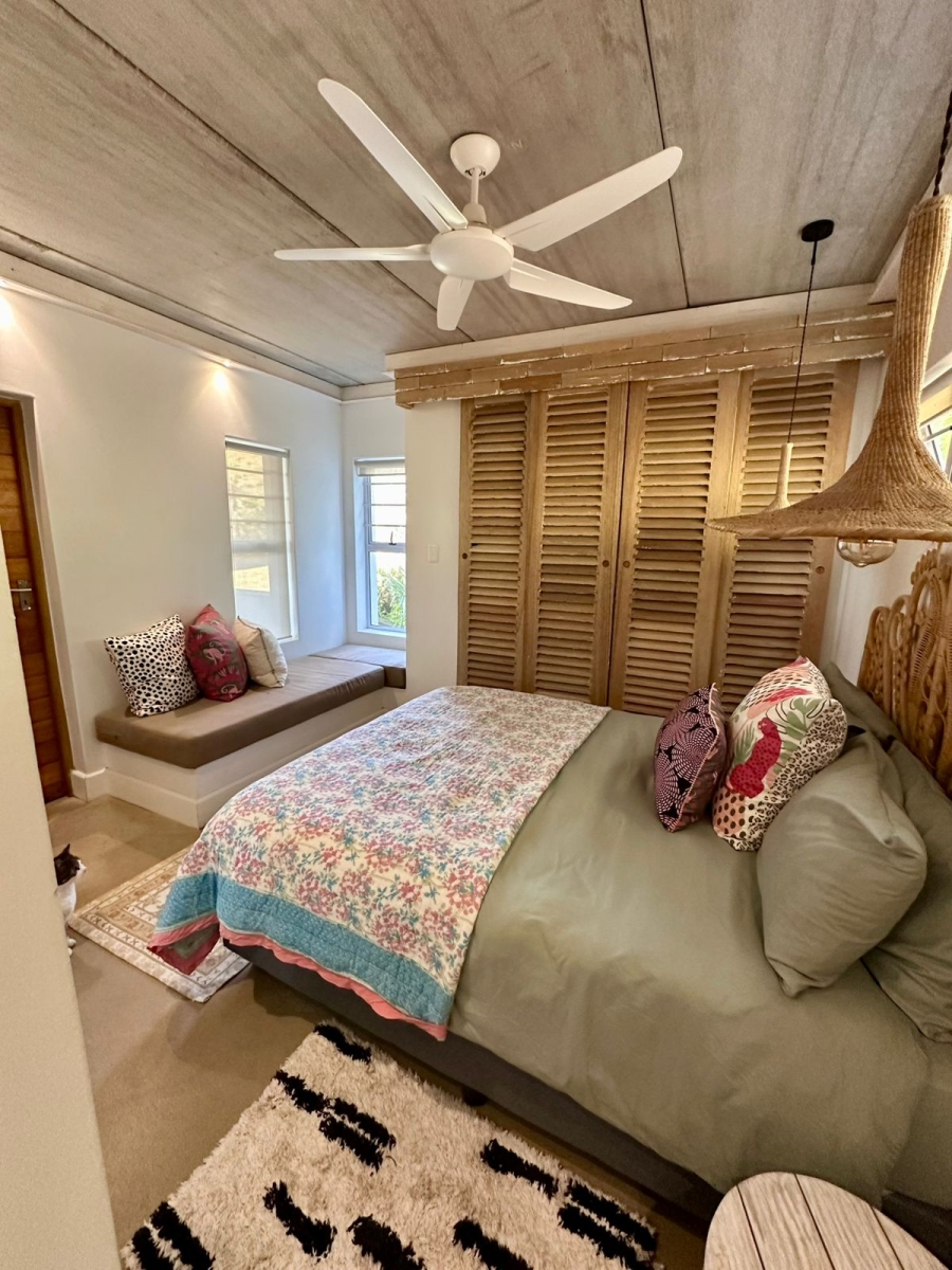 5 Bedroom Property for Sale in Morgans Bay Eastern Cape